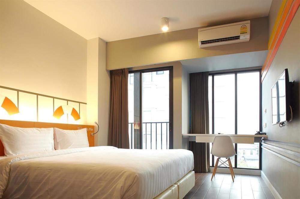 Isanook Bangkok Hotel Luaran gambar